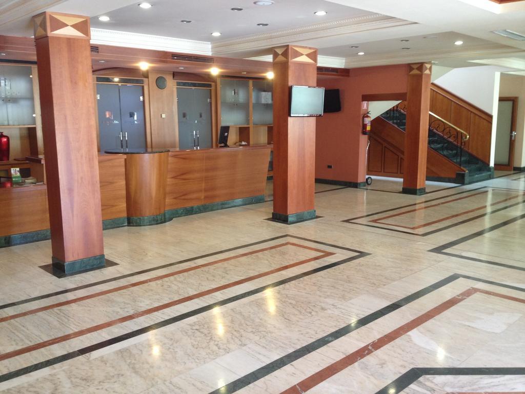 Hotel Del Val - Parking Gratuito Андухар Экстерьер фото